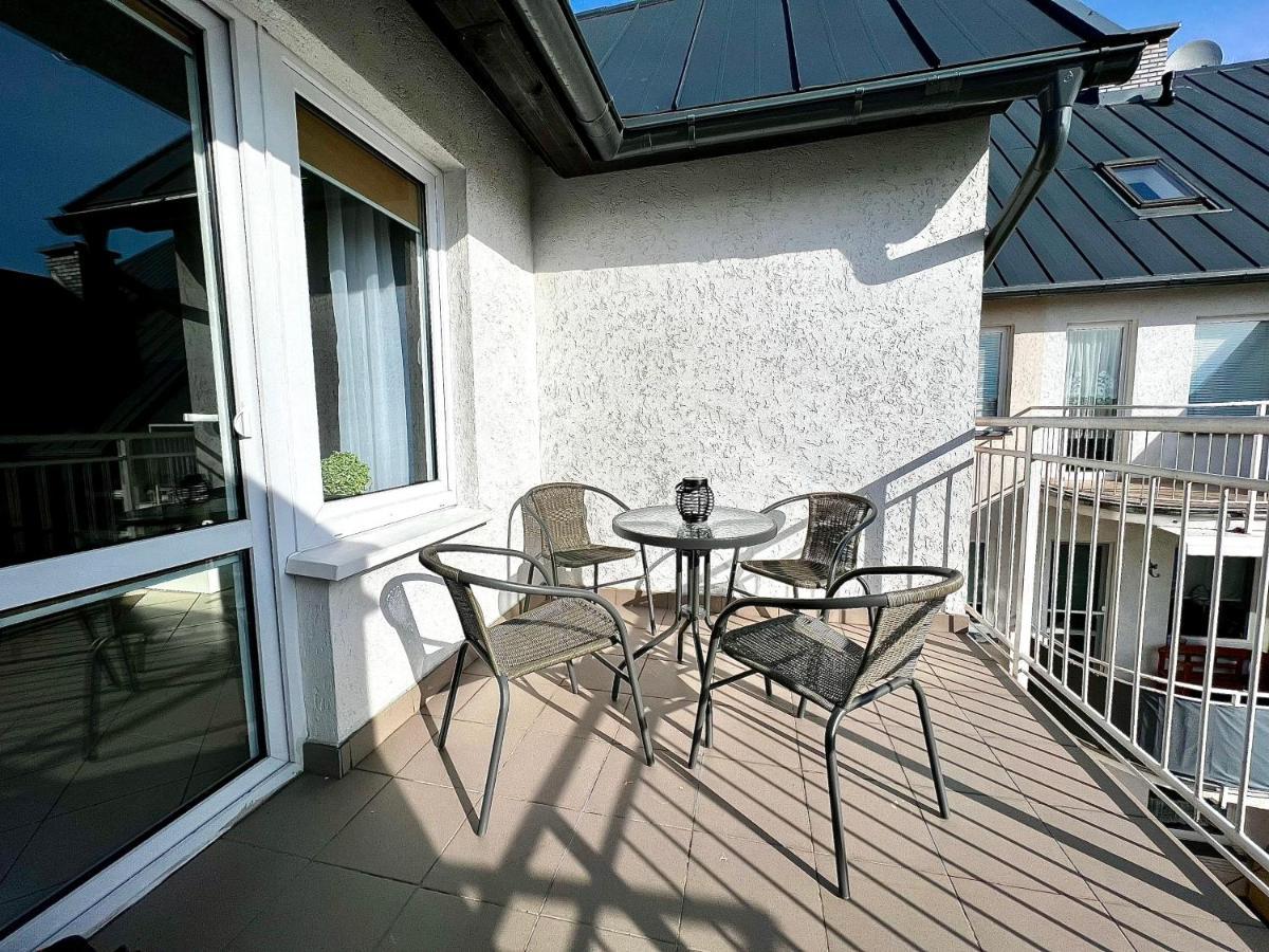 Apartament Opal - Ul. Grunwaldzka Przy Plazy Pobierowo Exteriör bild